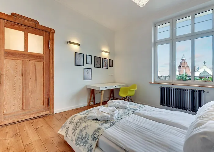 Family Stay Sopot - Apartament dla rodzin z parkingiem - spokojna kamiennica - by Lion Apartments
